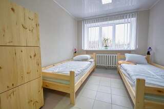 Хостелы KramHostel Краматорск Кровать в общем 3-местном номере для мужчин и женщин-13